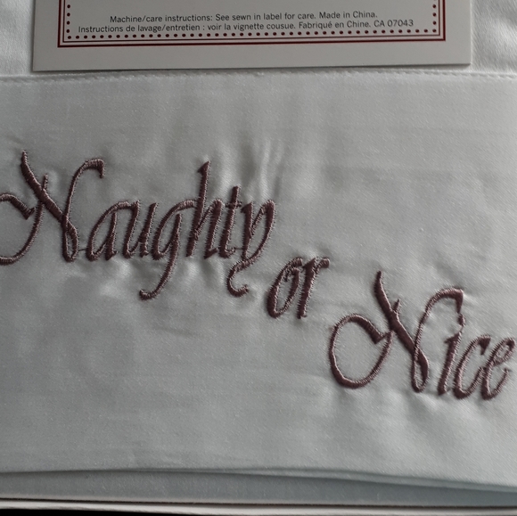 BELLA LUX Holiday Collection Pillowcases - Picture 3 of 5